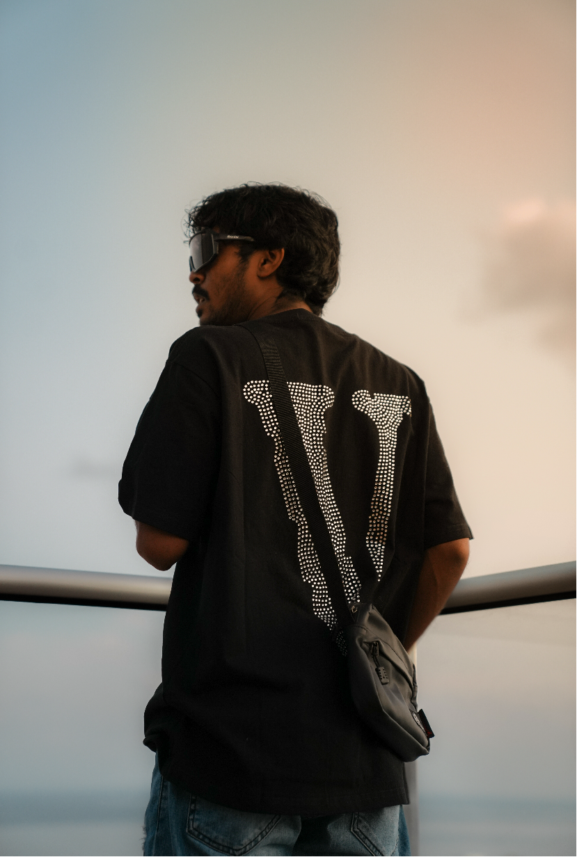 (VLONE) Rhinestone Tee