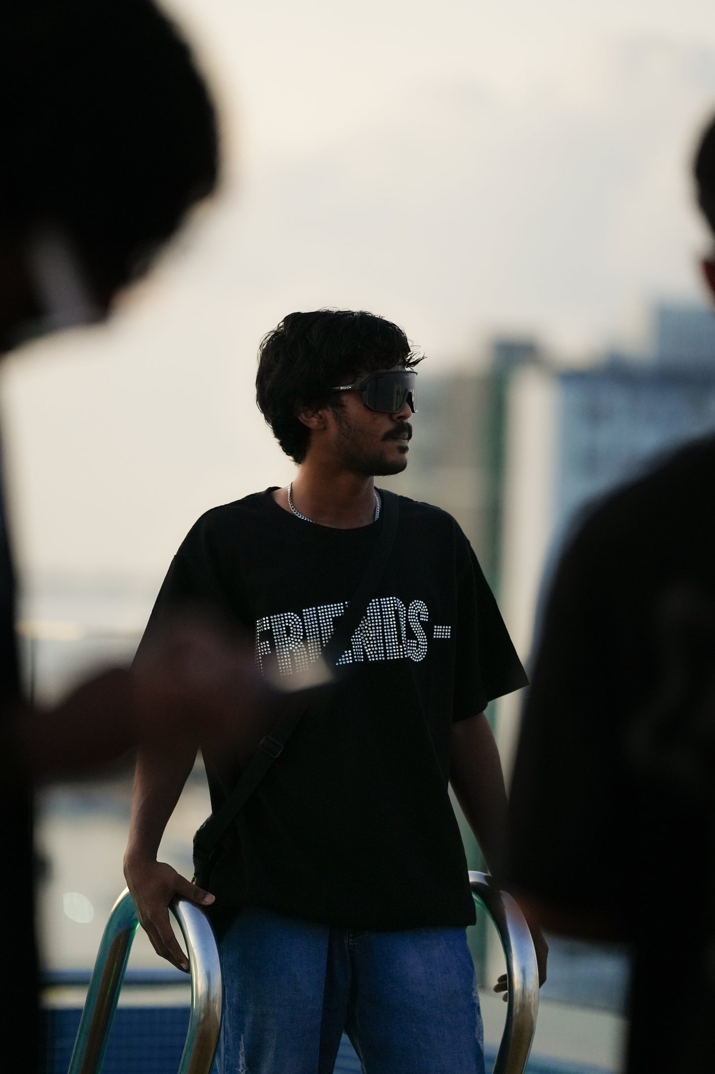 (VLONE) Rhinestone Tee